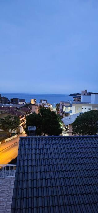Apto Vista Mar -250Mts Da Praia Bombinhas Exteriör bild